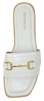 KAMARI White Berness