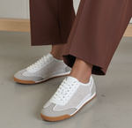 CARLY-1 White TOP MODA