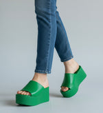 FLORA Green BERNESS