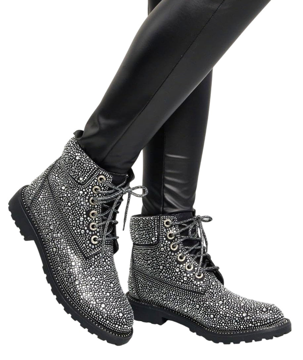 WONDERFUL-8 Black Forever