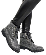 WONDERFUL-8 Black Forever