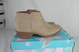 Soda Women Short Heels Ankle Boots Side Zipper Booties Beige Wheat Suede Mug 6