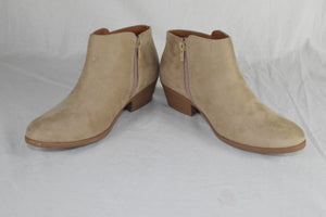 Soda Women Short Heels Ankle Boots Side Zipper Booties Beige Wheat Suede Mug 6