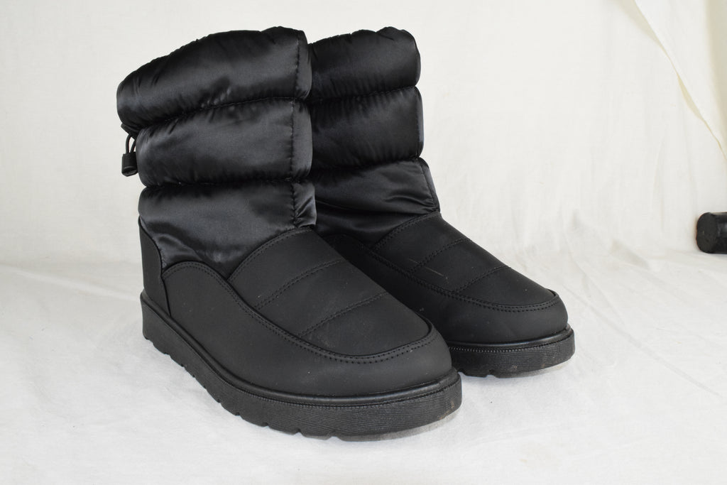 Soda Women Snow boots Waterproof Fur Lining Nylon Ankle Bootie Black SNOW size 9