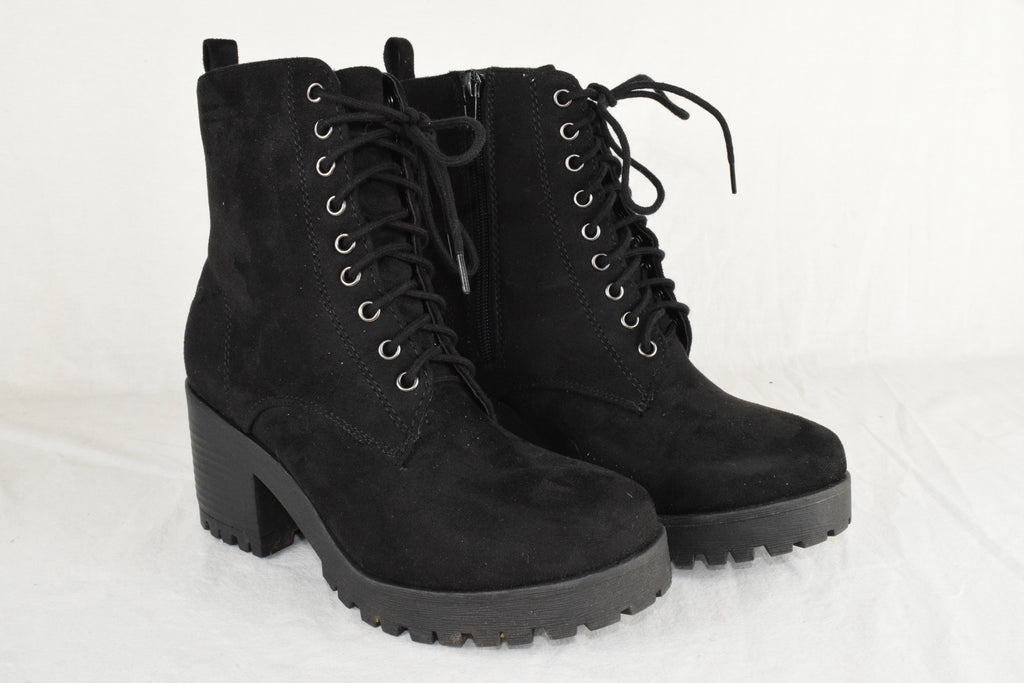 Soda Women High Heels Ankle Boots Combat Lug Sole Booties Black FUZZY Size 7.5
