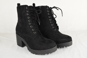 Soda Women High Heels Ankle Boots Combat Lug Sole Booties Black FUZZY Size 7.5
