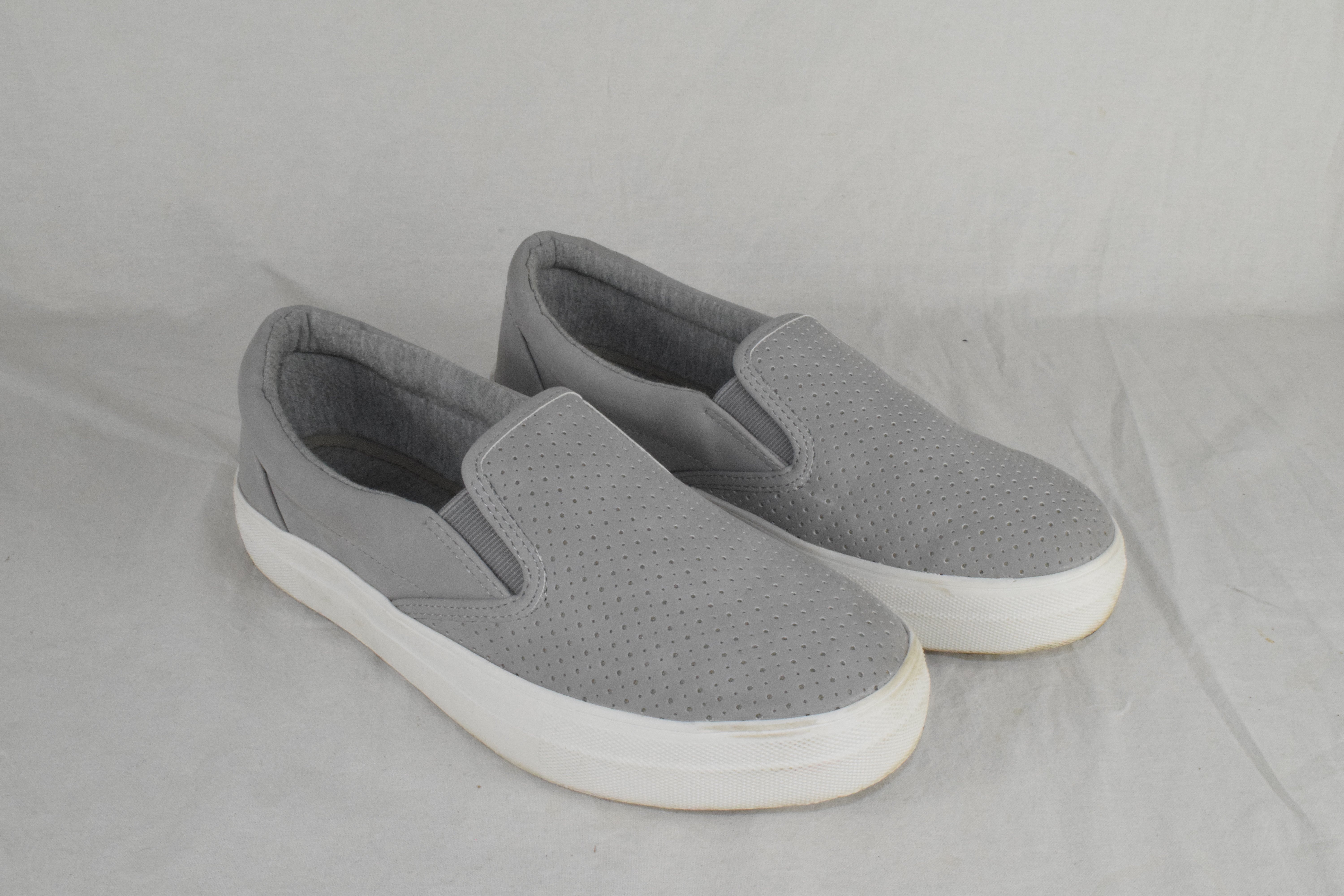 Soda Flat Women Slip-On Loafers Casual Sneakers Platform Gray CROFT Size 9