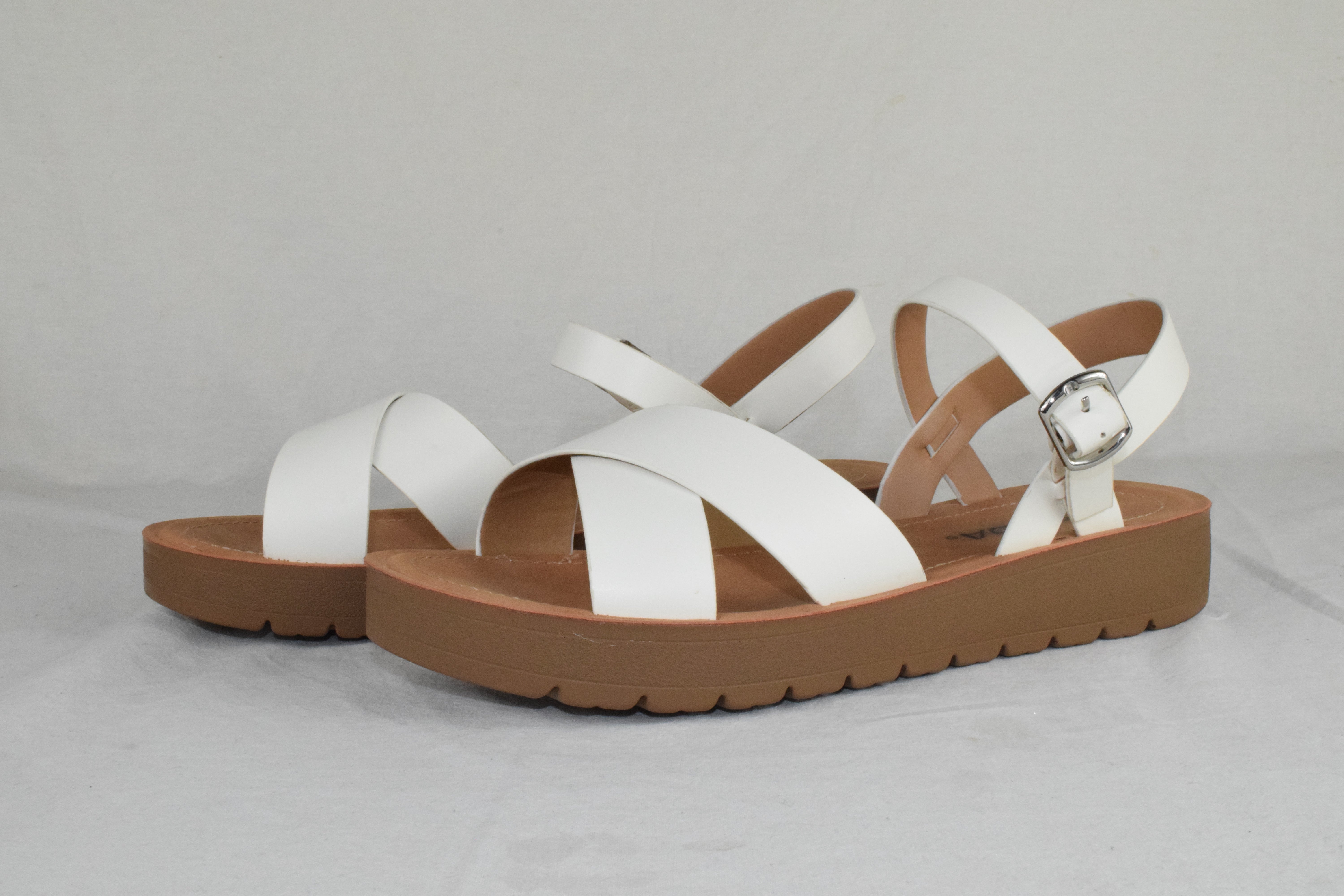 Soda Women Flat Sandal Flatform Ankle Buckle CrissCross Straps White Chester 8.5