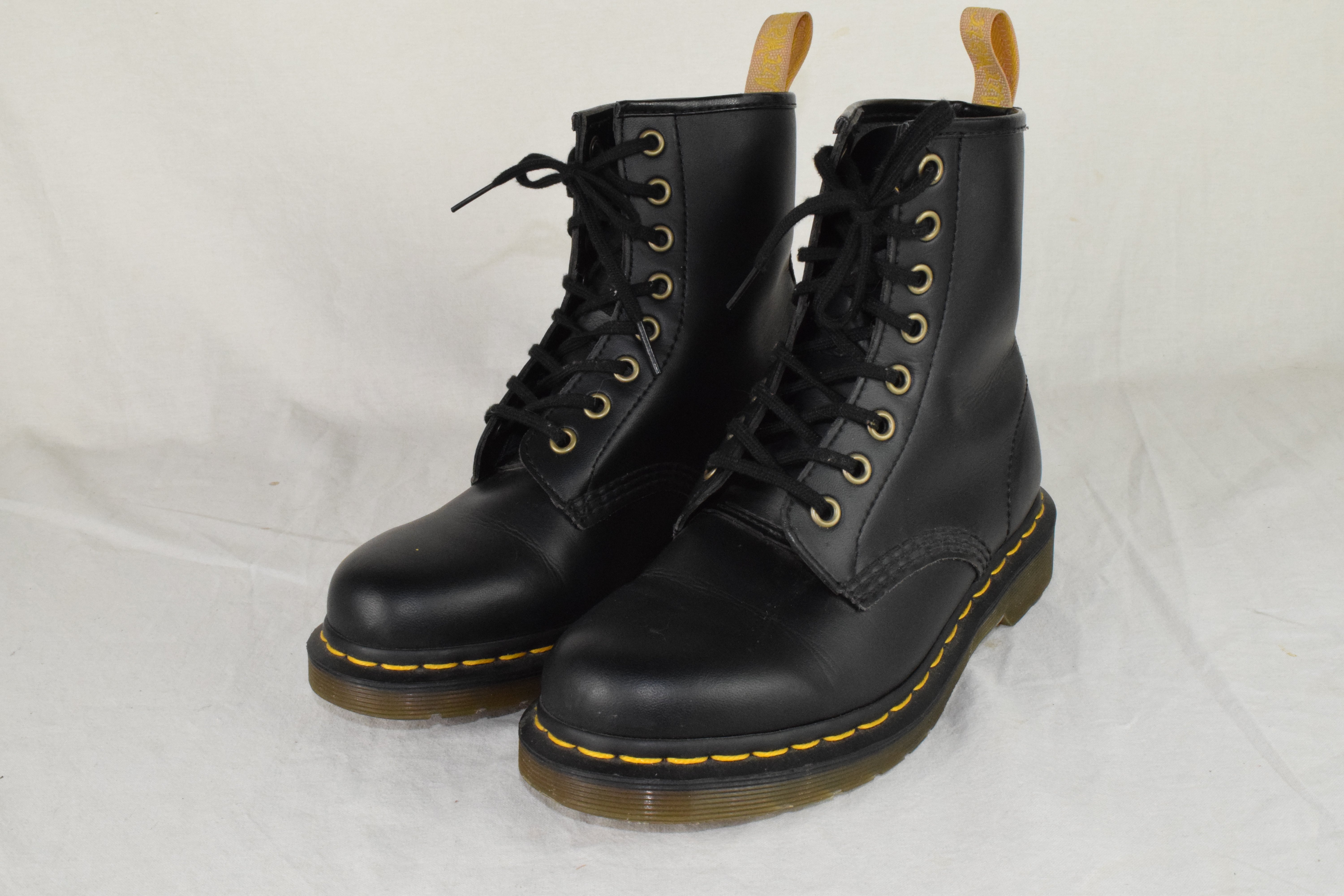 Dr. Martens 1460 Originals 8-Eye Soft Toe 6 Inch Boot Used Size 5 Women