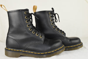 Dr. Martens 1460 Originals 8-Eye Soft Toe 6 Inch Boot Used Size 5 Women