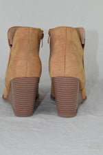 women boots Stacked wedge heel ankle booties Side Zipper beige Size 7