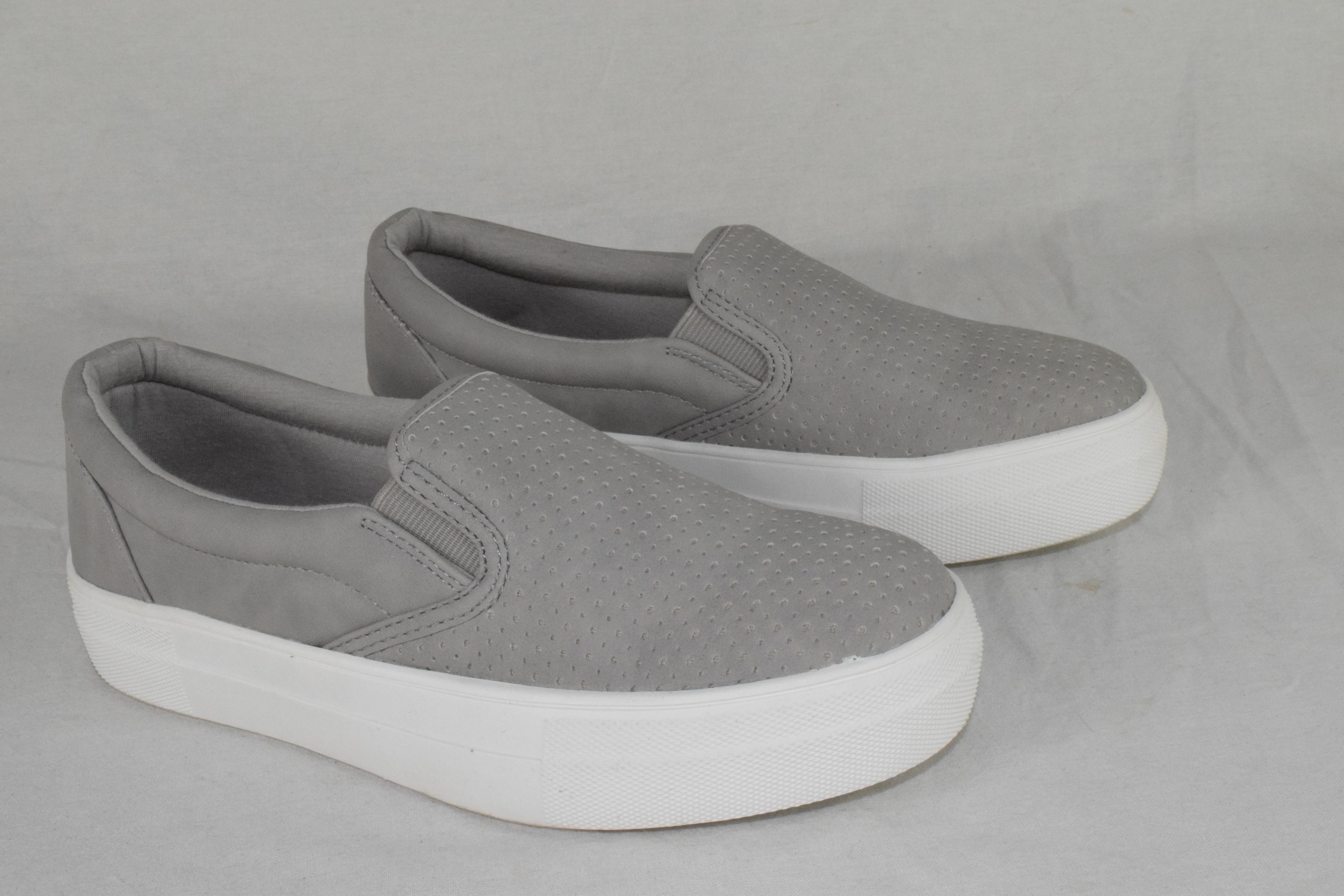 Soda Flat Women Shoes Slip On Loafers Casual Sneakers Platform Gray CROFT Size 6