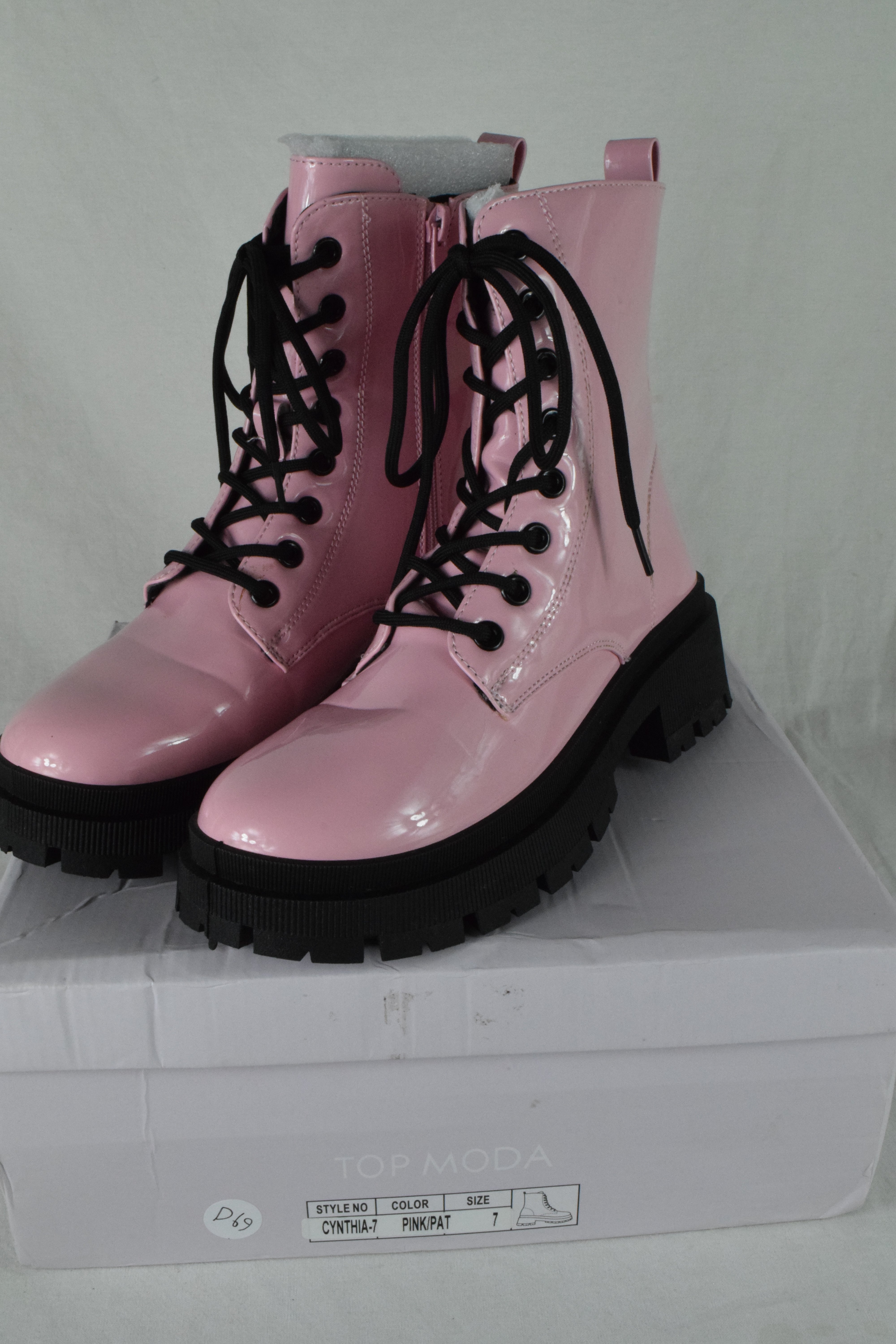 Top Moda Combat Army Boots Lace Up Zipper Lug Sole Booties CYNTHIA Pink Patent 7