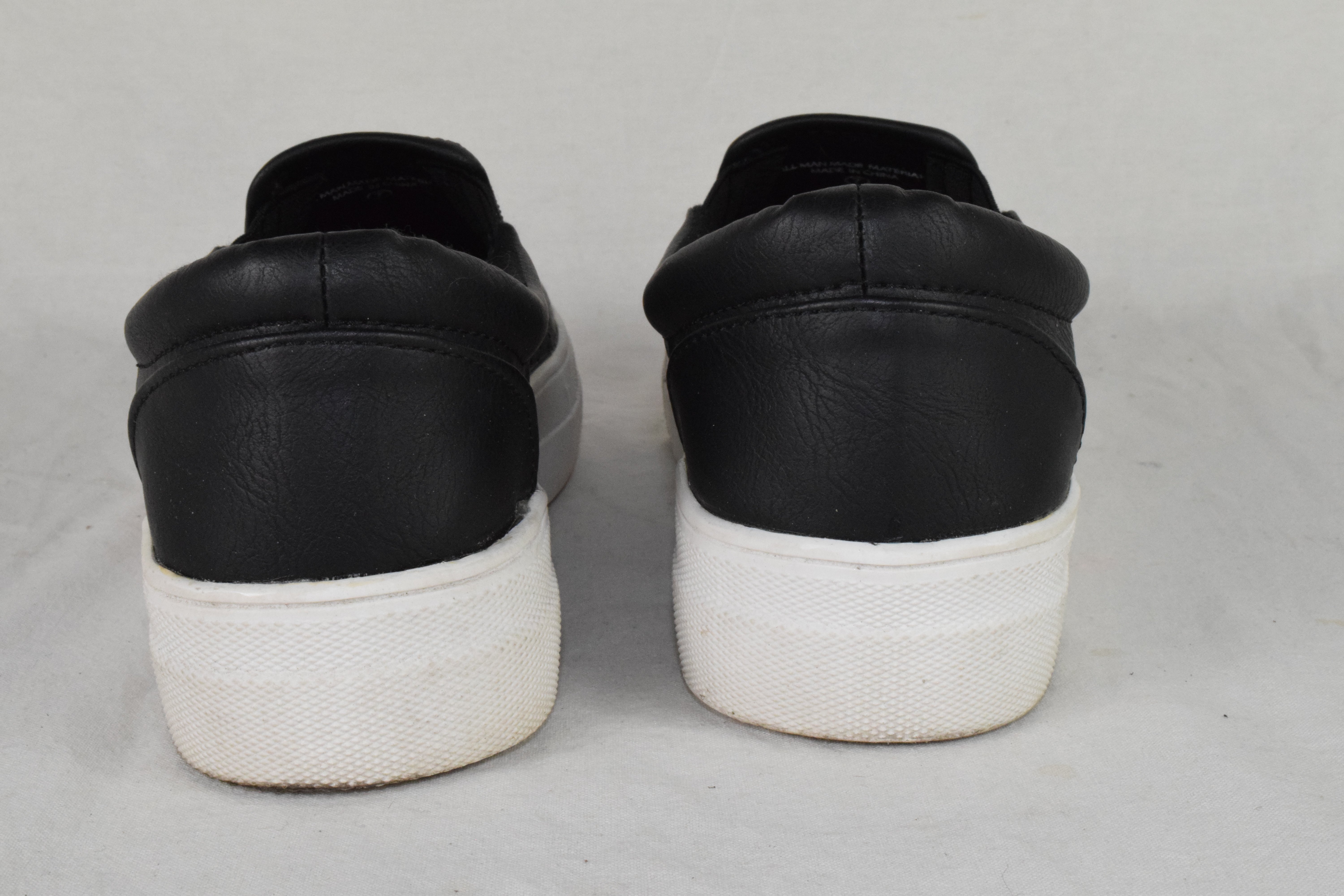 Soda Flat Women Shoe Slip On Loafers Casual Sneakers Platform Black CROFT Size 7