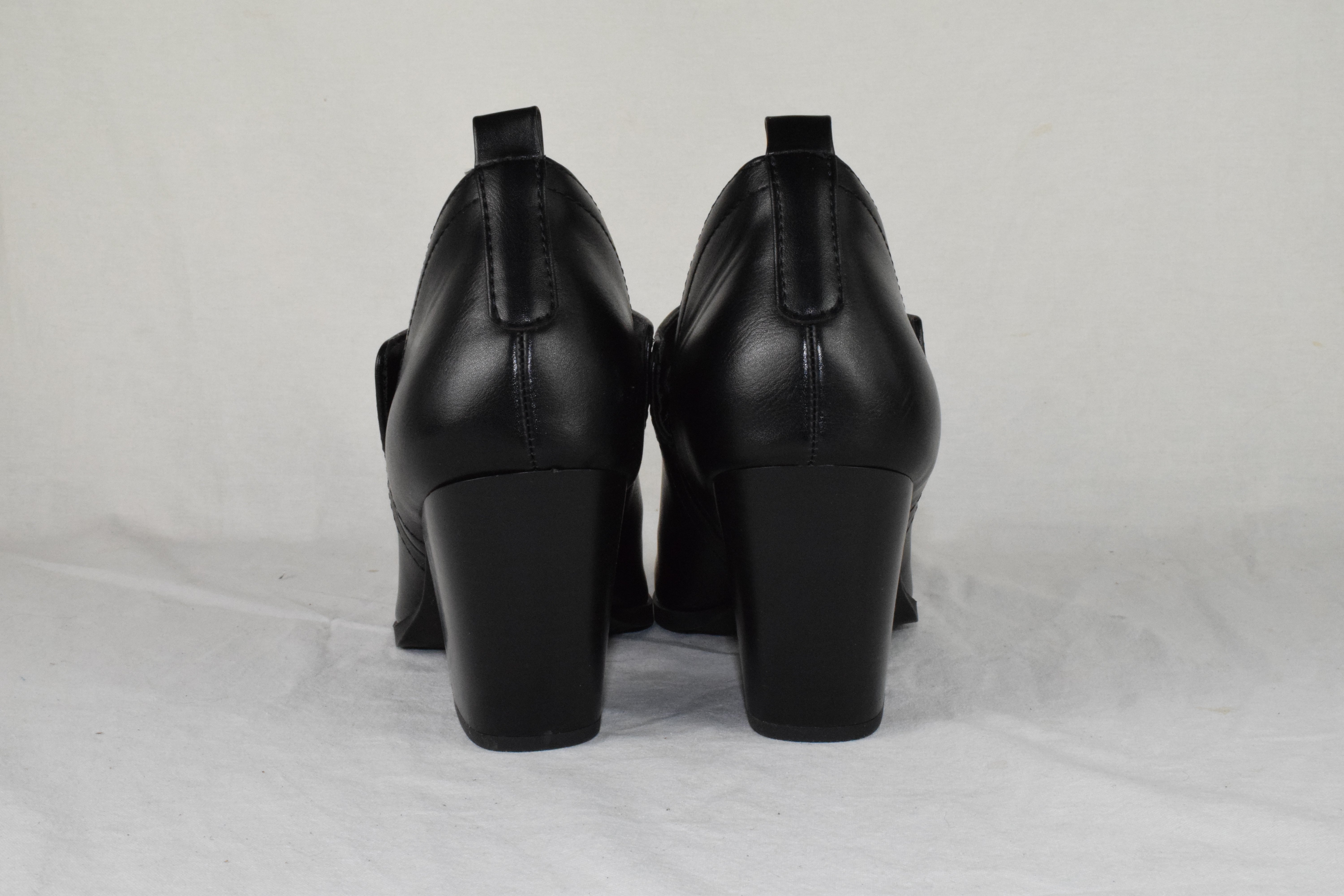 Soda Women Ankle Boots Slip-on Booties V Cut Almond Toe Stack Heel Black GAMEY 9